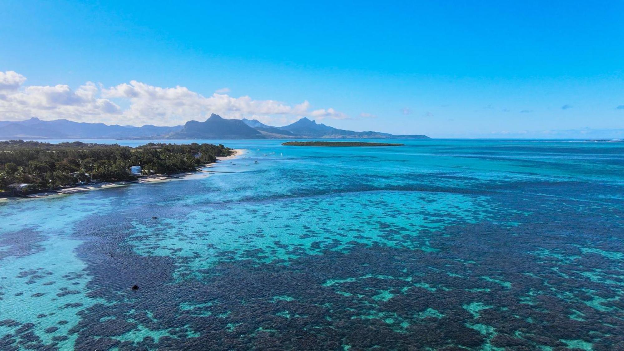 Paradise Beach By Horizon Holidays Pointe d'Esny Exteriör bild